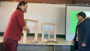 LANZAN PILOTO DE AISLACION TÉRMICA DE CASAS PARA VECINOS DE CORONEL