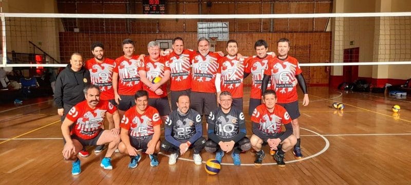 Vóleibol del CDA partió derribando al anfitrión en el sur