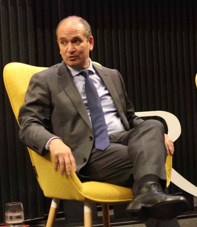 Candidatos a Gore responden a gobernador Díaz por “falta de propuestas”