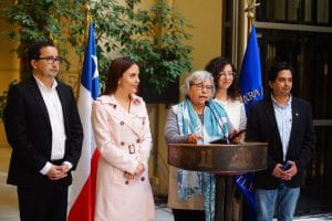 Diputada Clara Sagardía presentó proyecto de ley para modificar la Ley 21.100 sobre bolsas plásticas en Chile