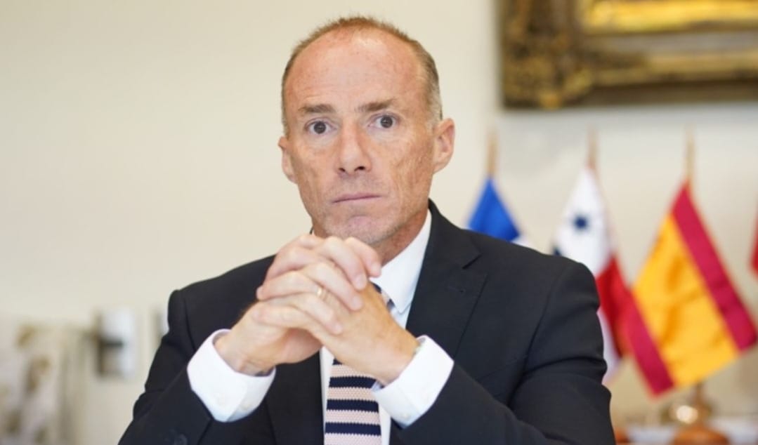 Senador KEITEL pide al Presidente BORIC transferencia INMEDIATA de recursos al Gobierno Regional del Biobío para enfrentar la EMERGENCIA por incendios: “Las familias de nuestra región no pueden seguir ESPERANDO”