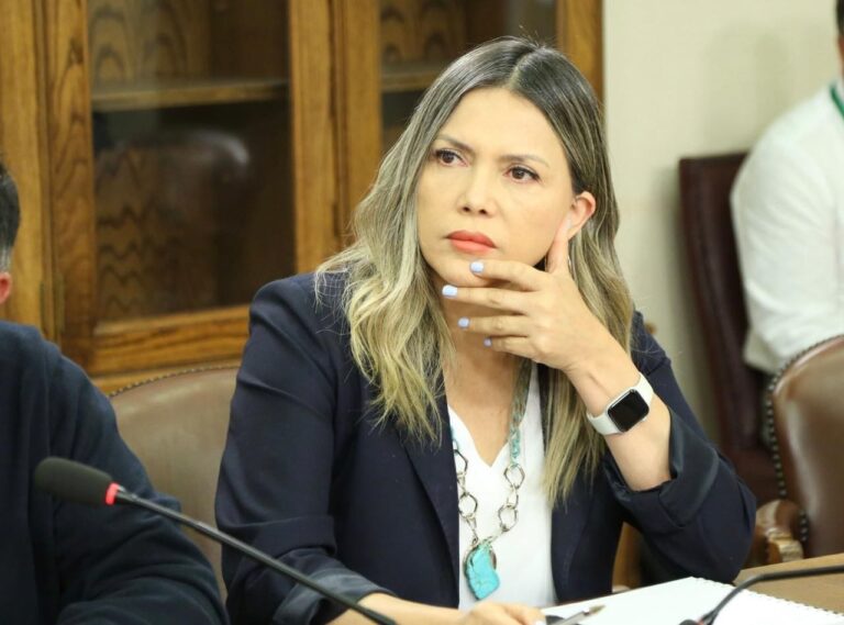 Diputada Marlene Pérez denuncia abandono de personas mayores y personas en situación de discapacidad en plena emergencia por incendios en el Biobío. – Eva Medios