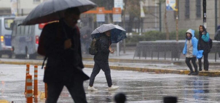 Alertan por RÍO ATMOSFÉRICO y posibles TORMENTAS ELÉCTRICAS en el Biobío mañana MARTES