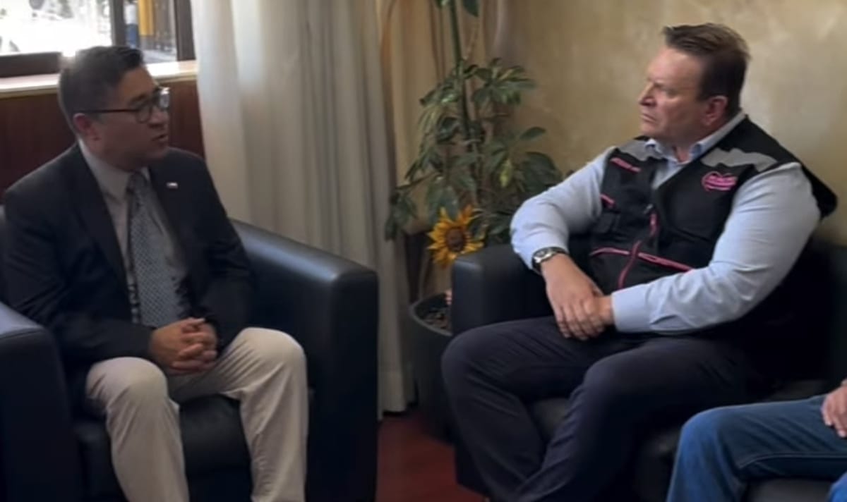 Trabajando DESDE ANTES: Futuro DELEGADO PRESIDENCIAL del Biobío se reúne con Alcalde de PENCO para coordinar la RECONSTRUCCIÓN