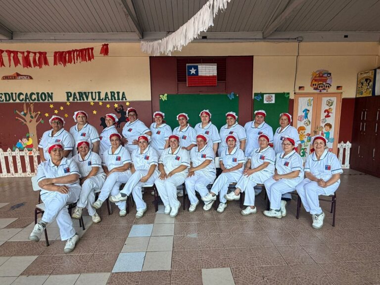Manipuladoras de alimentos de programas PAE y PAP se prepararon mediante talleres para recibir a los estudiantes en marzo 2026 – Eva Medios