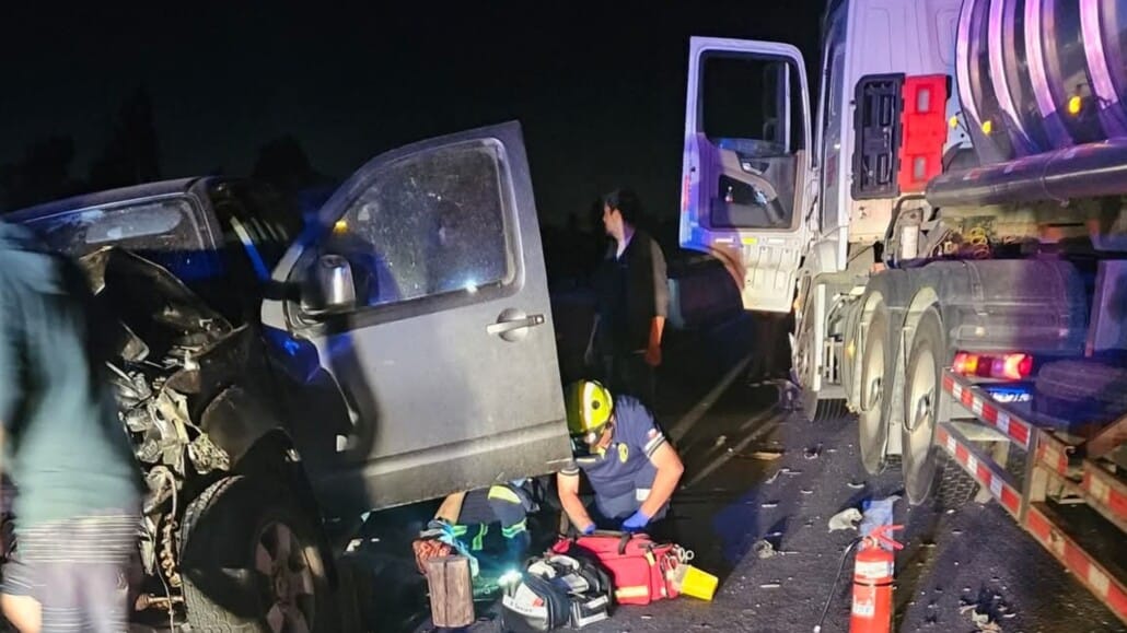 Accidente a ALTA ENERGÍA deja 4 HERIDOS y tránsito CORTADO en ruta a CABRERO