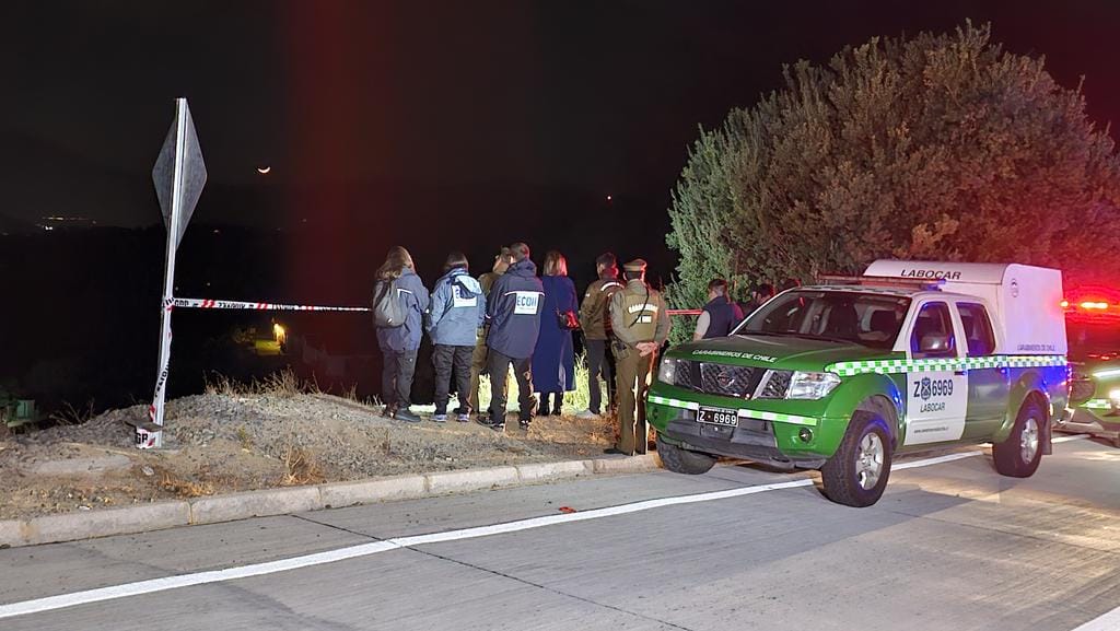 MACABRO hallazgo en la RM: Encuentran hombre DECAPITADO, amarrado y parcialmente CALCINADO