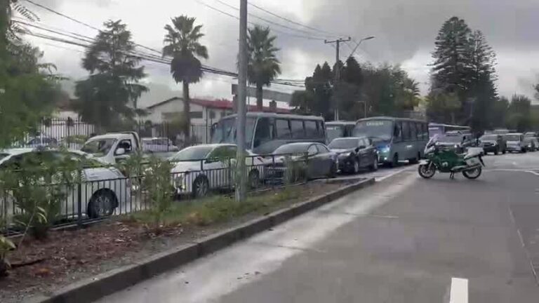 Gran congestión por peritajes de Carabineros tras atropello de mujer en Juan Bosco en Concepción