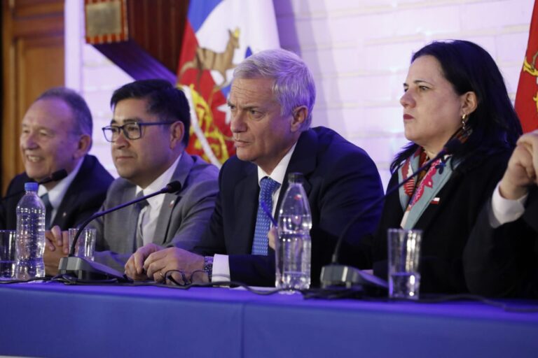 Presidente Kast en Concepción reiteró idea de que se apruebe el Proyecto de Reconstrucción