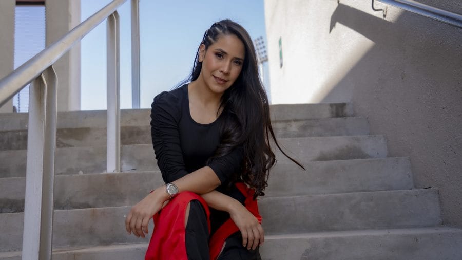 Cari Monteci llega a Concepción con su gira “Café, música y fútbol”