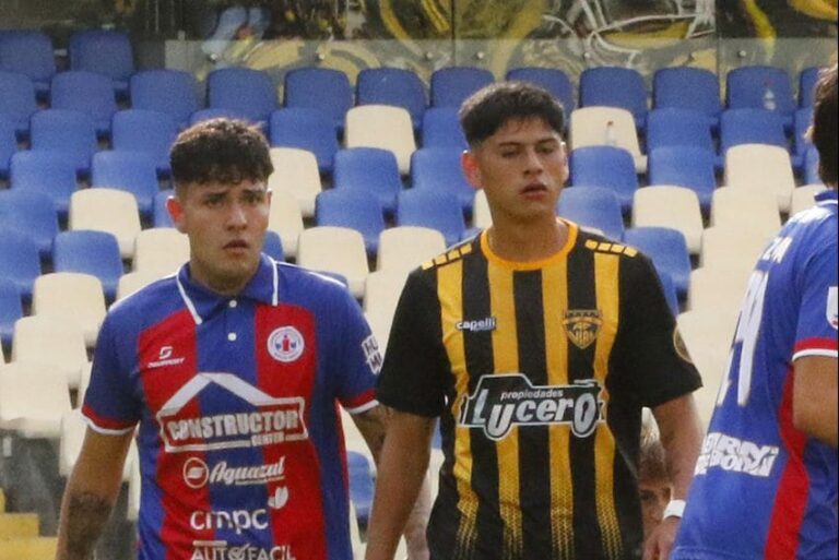 Ramiro Pavez se llena de gol en este arranque vialino