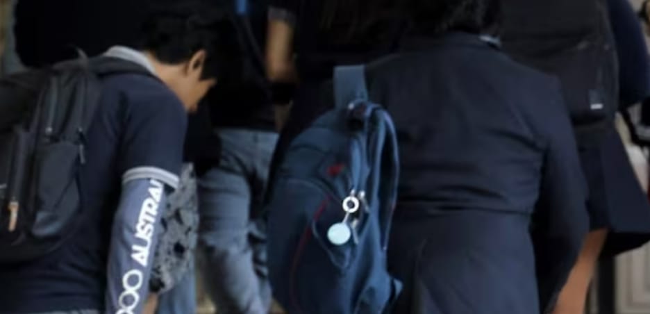 Fiscalía identifica a 10 ESTUDIANTES por AMENAZAS de TIROTEOS : más de 70 DENUNCIAS generan ALERTA