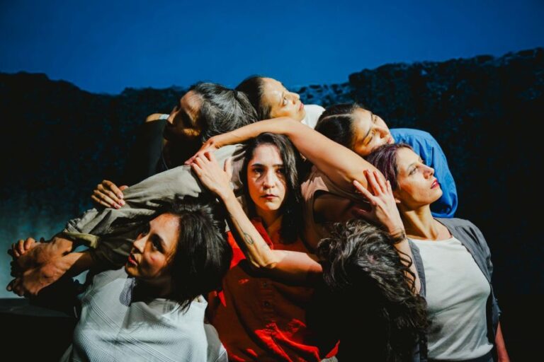 Obra de danza contemporánea invita a repensar la ciudad y el habitar colectivo