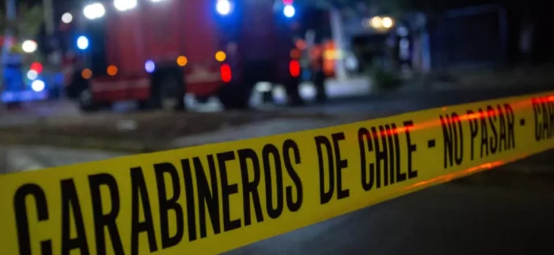 ADOLESCENTE es DETENIDO tras protagonizar COLISIÓN MÚLTIPLE con TAXI colectivo