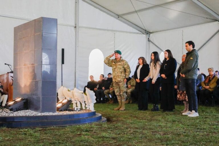 Fotos: Conmemoraron los 21 años de la tragedia de Antuco en Biobío