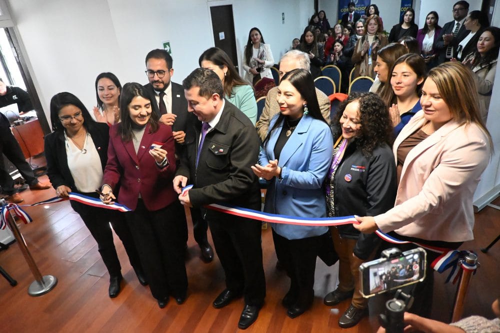 Inauguran nuevas dependencias del Centro de la Mujer en Concepción