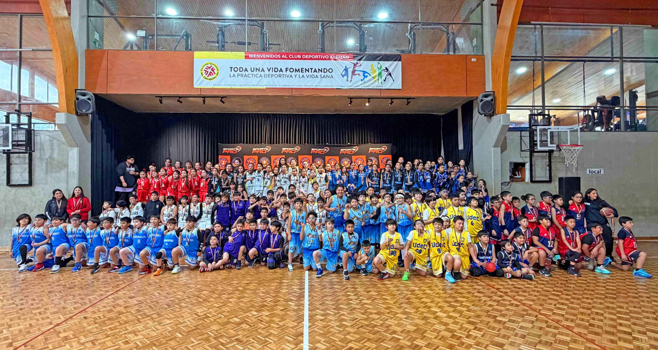 Liga Promesas tuvo masivo cierre Sub 11 y arrancó sus semifinales