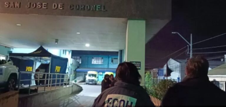 INVESTIGAN presunto HOMICIDIO tras hallazgo de HOMBRE MUERTO en vehículo frente a hospital
