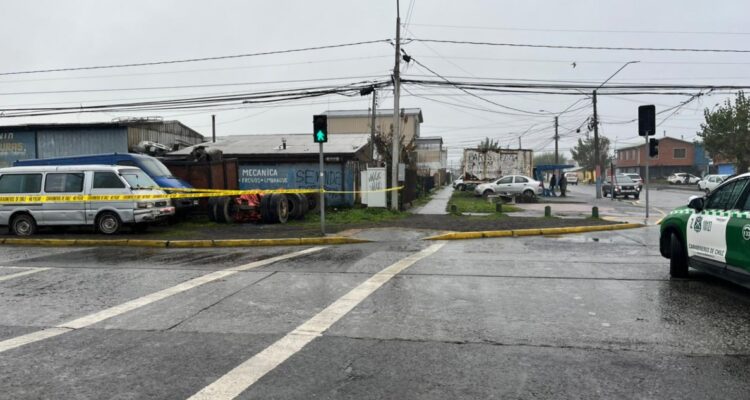 HORROR: Mujer está GRAVE tras recibir BALA LOCA mientras esperaba MICRO en HUALPÉN