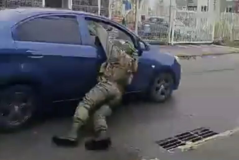 IMPACTANTE: Carabinero fue ARRASTRADO más de un KILÓMETRO en Chiguayante por conductor que se NEGÓ a fiscalización