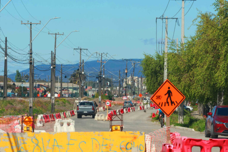 Obras abandonadas por Tapusa: Minvu proyecta recontratar faenas en noviembre