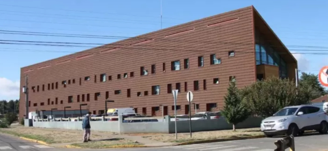RECHAZAN recurso de exfuncionaria municipal que SALIÓ DEL PAÍS y fue a CASINO MIENTRAS estaba con LICENCIA