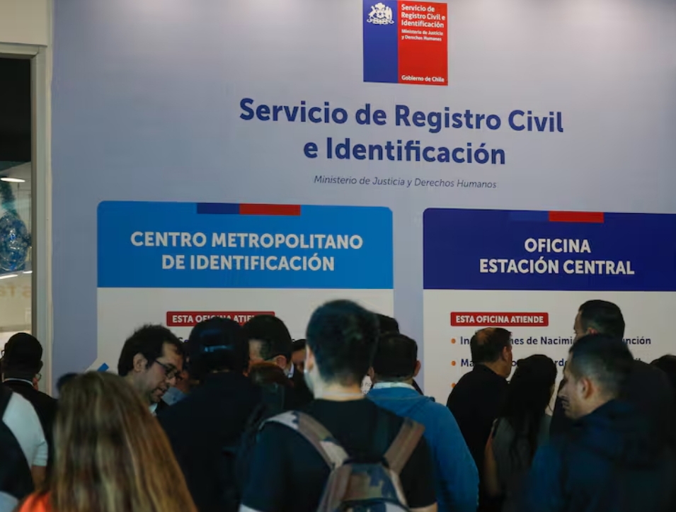 Registro Civil ACLARA incidencia en sistema y DESCARTA ENTREGA masiva de CÉDULAS VÁLIDAS a extranjeros