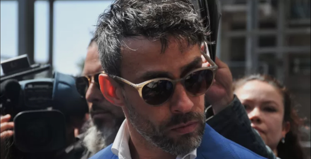 Corte de Apelaciones REVOCA resolución y ORDENA que Jorge Valdivia RETOME ARRESTO DOMICILIARIO NOCTURNO