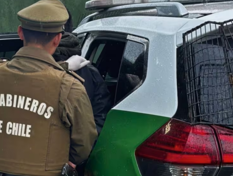 CUATRO adolescentes DETENIDOS tras VIOLENTO ASALTO a menores: una VÍCTIMA sufrió PROFUNDA HERIDA CORTANTE