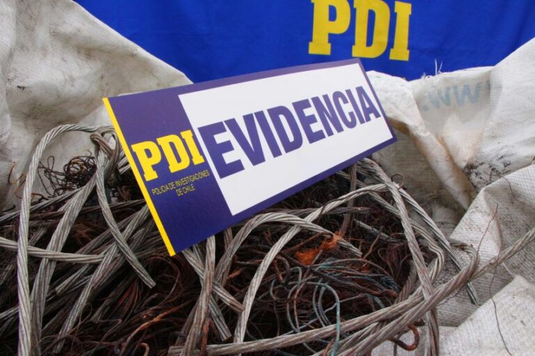 Condenan a dos acusados por delitos relacionados a mal uso de cables de energía
