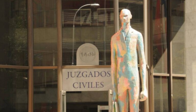 Justicia ordena al Fisco pagar  millones a ex estudiante detenido y torturado en Base Naval de Talcahuano