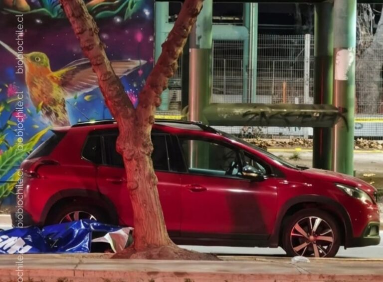 TRAGEDIA: niño MUERE tras quedar ATRAPADO en vehículo ROBADO durante VIOLENTA ENCERRONA