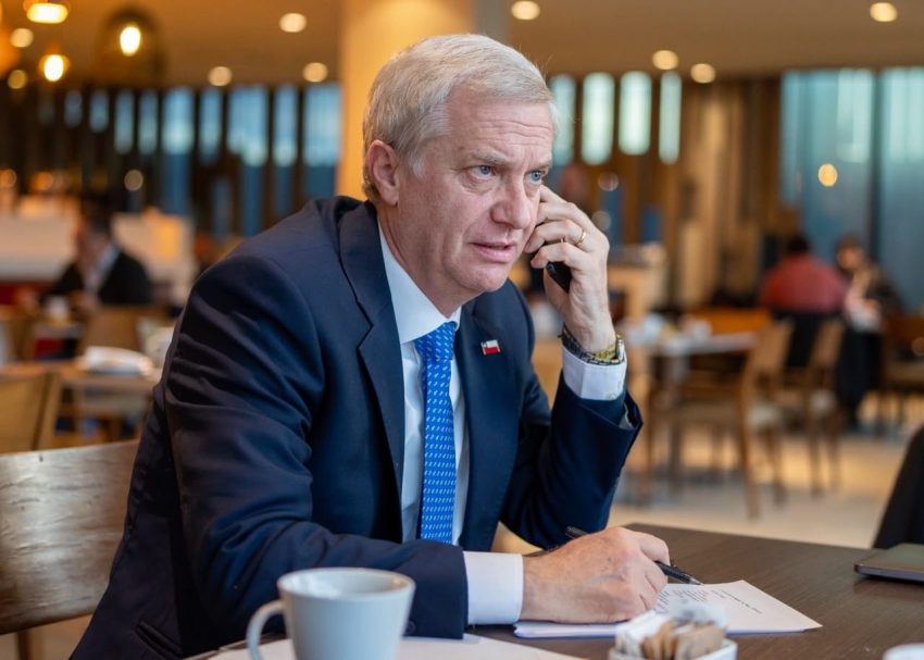 Presidente Kast contacta a presidenta encargada de Venezuela para enviar ayuda tras terremoto