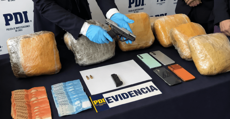 OPERATIVO de la PDI deja tres DETENIDOS y más de  MILLONES en DROGA incautada