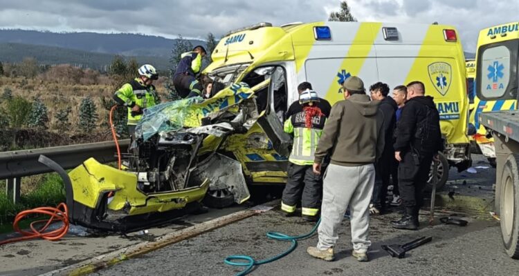TRAGEDIA en Coronel: Enfermera del SAMU FALLECE tras colisión MÚLTIPLE en la Ruta 160