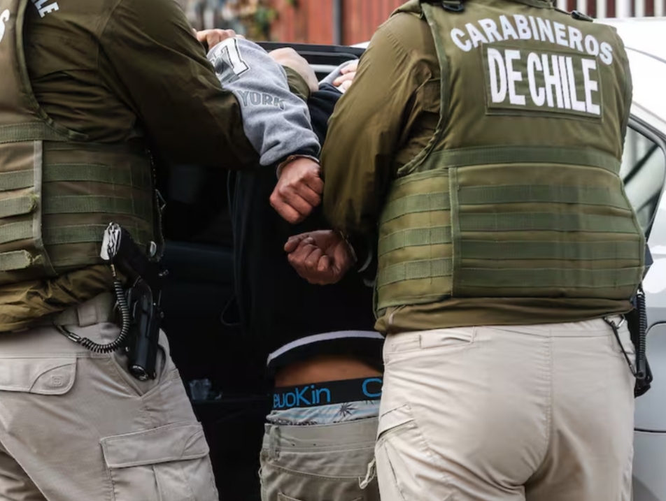 CAPTURAN a CONDENADO por DELITO SEXUAL que permaneció PRÓFUGO durante MÁS de 10 MESES