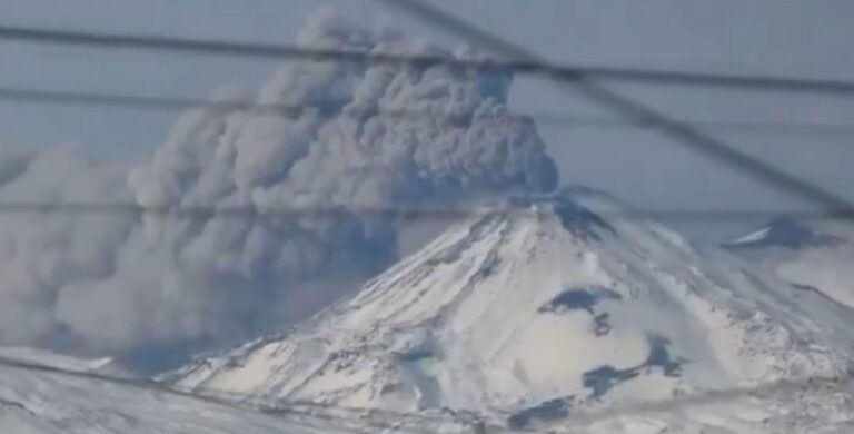 Fumarola en Nevados de Chillán: autoridades mantienen Alerta Técnica Amarilla