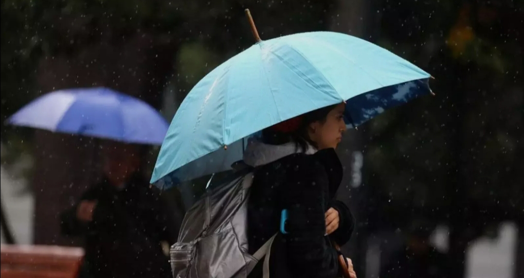 LLUVIAS, NIEVE Y FUERTES VIENTOS: baja segregada y ciclón extratropical AFECTARÁN a varias REGIONES de Chile esta semana