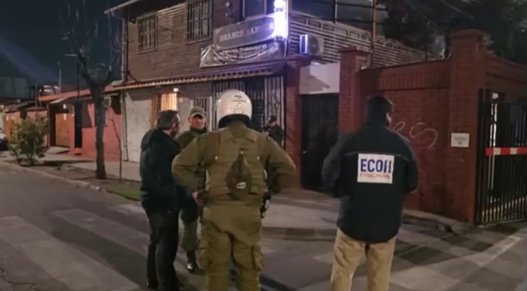 ADOLESCENTE de 17 años MUERE tras ser BALEADO: investigan a DUEÑO de BARBERÍA como principal sospechoso