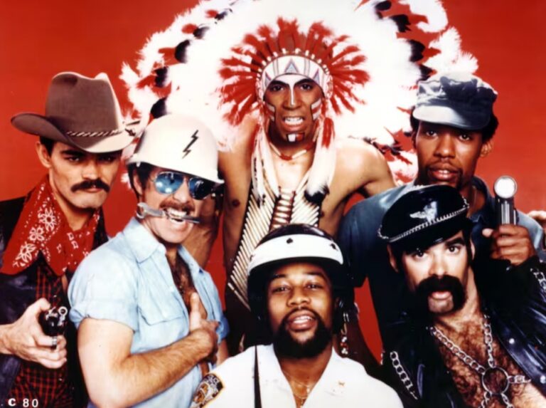 LUTO EN LA MÚSICA DISCO: MUERE Victor Willis, la INCONFUNDIBLE voz de Village People, a los 74 años