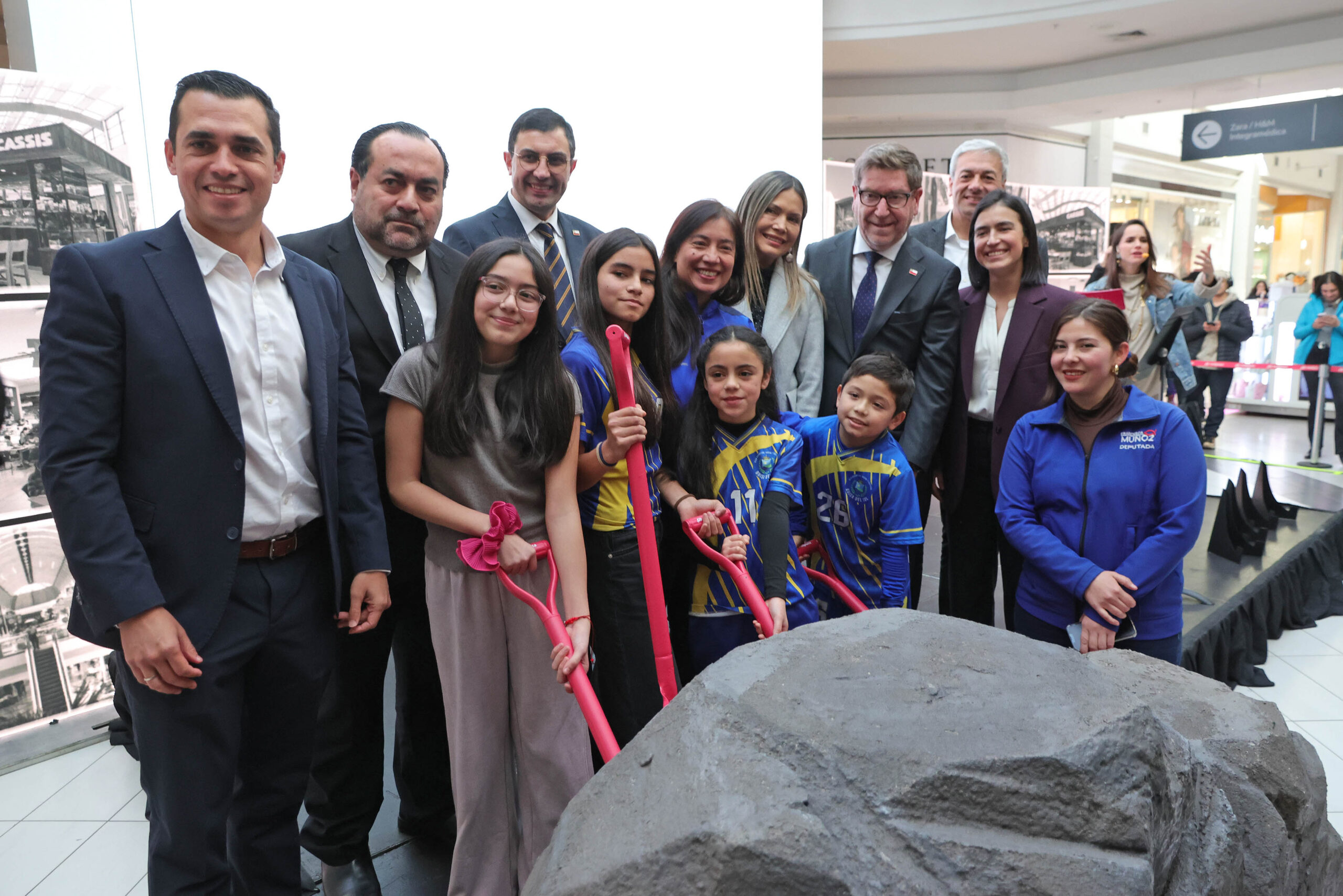 Nuevo acceso bidireccional a autopista y renovación de áreas verdes contempla ampliación de Mallplaza Trébol