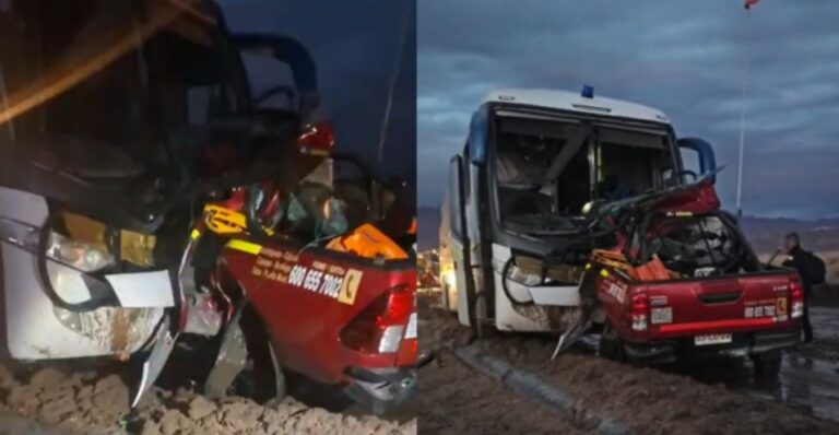 TRÁGICO choque entre CAMIONETA y BUS deja CUATRO PERSONAS FALLECIDAS