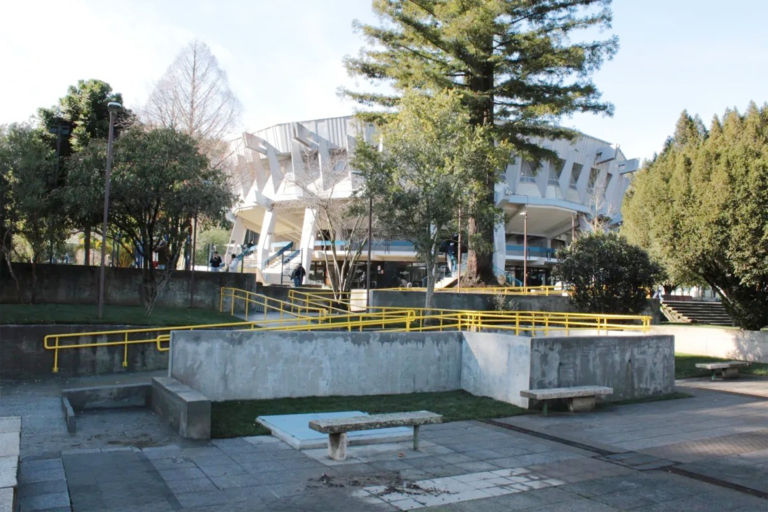 UdeC avanza en accesibilidad universal con nueva infraestructura en su campus
