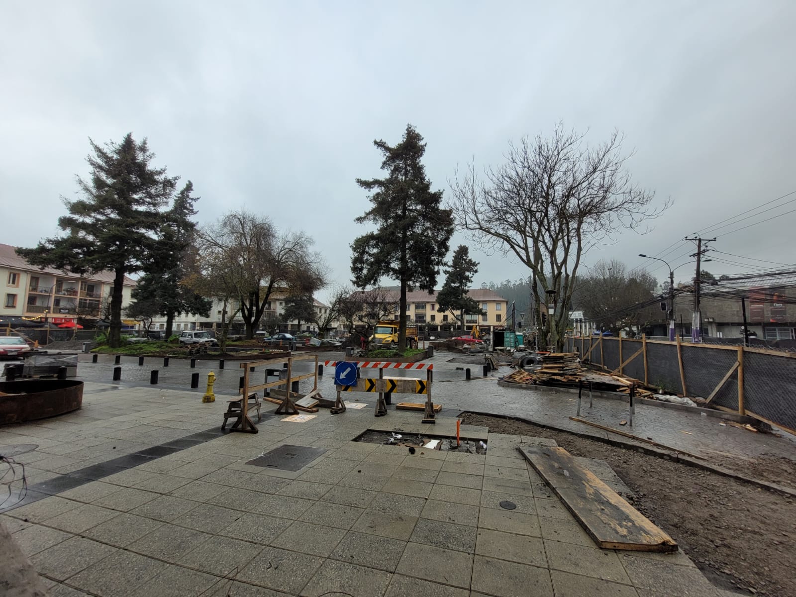 Plaza Perú: suspenden tránsito en Cochrane con Paicaví por continuidad de obras