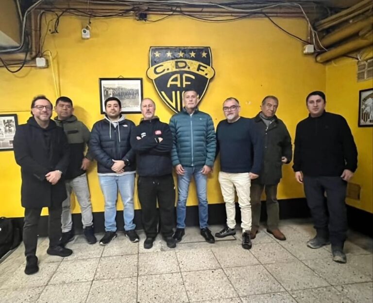 César Torres: “Ayer era un hincha más y hoy me hago cargo de Vial”