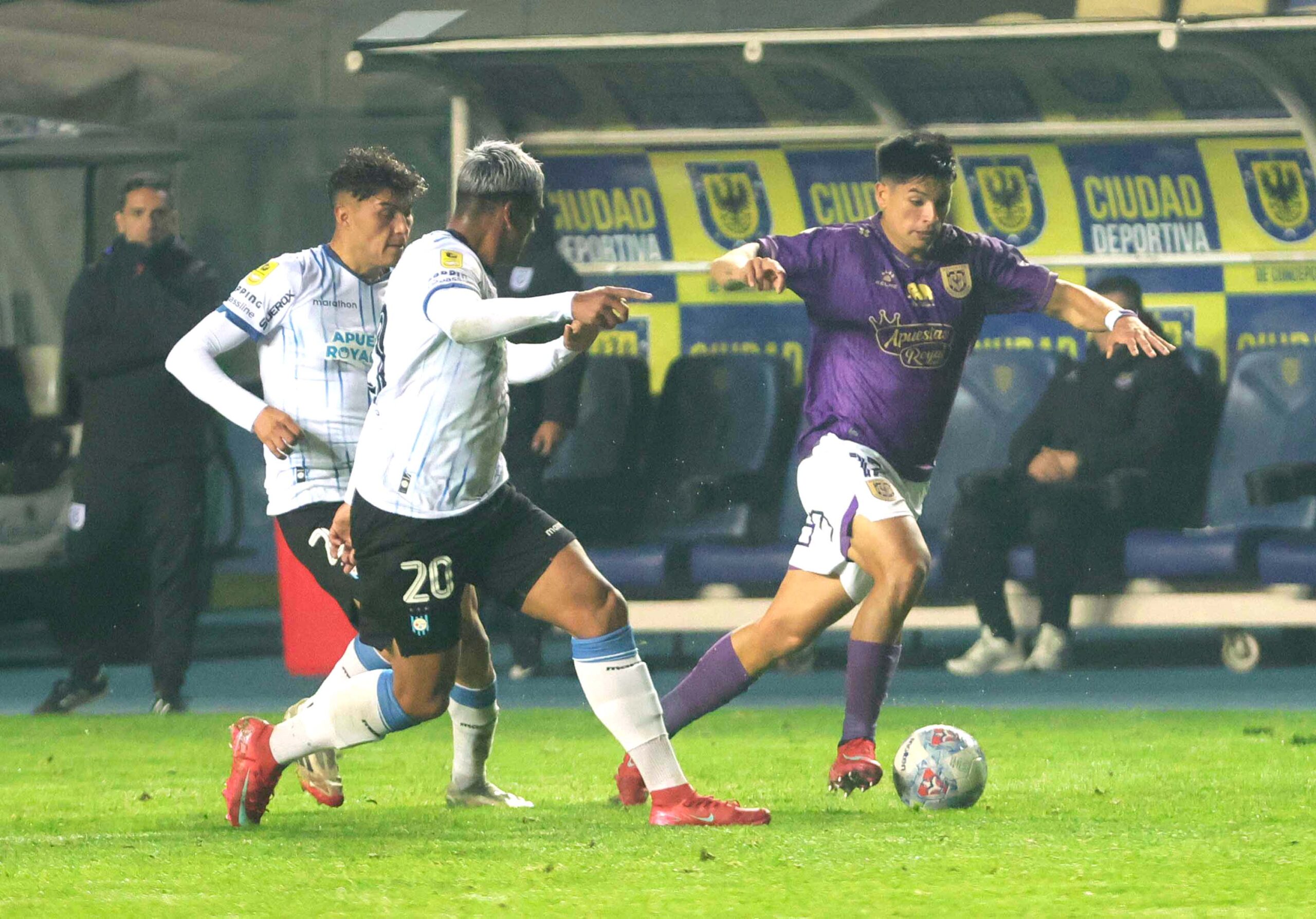 Morados y acereros cierran la Copa con distintos sabores