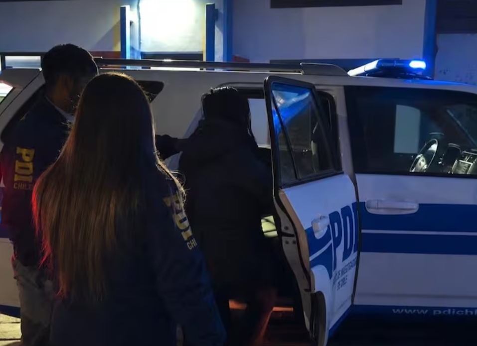 MUJER es enviada a PRISIÓN preventiva por DROGAR a VÍCTIMAS y robarles tras CITAS pactadas por REDES SOCIALES