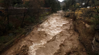 Por alerta de crecida: solicitan evacuar cercanías del río Niblinto en Coihueco