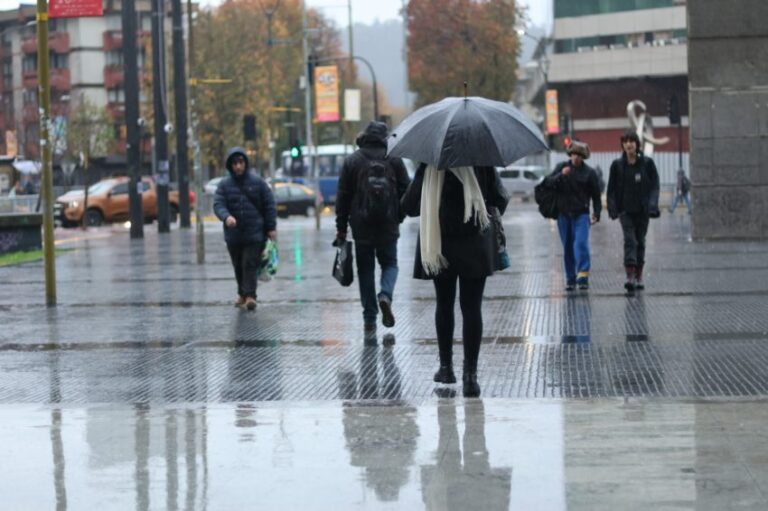 Inestabilidad atmosférica: emiten alerta por tormentas en la Región
