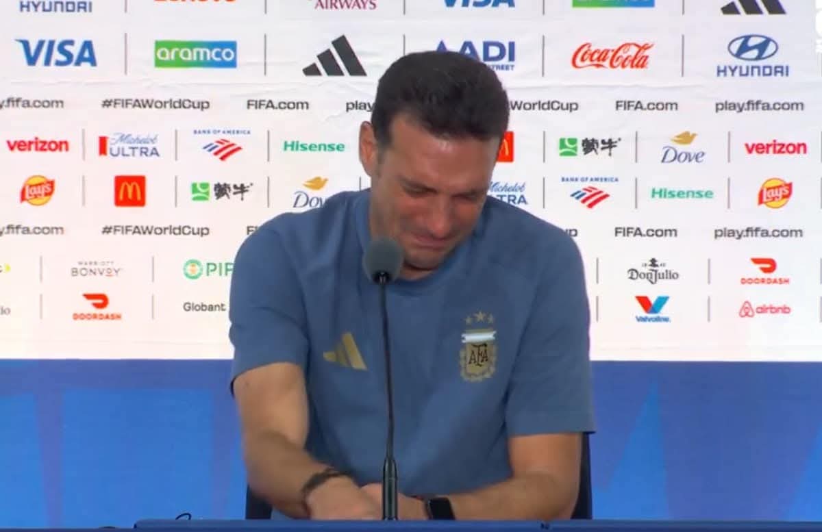 VIDEO: Scaloni ROMPE en LLANTO tras perder la FINAL con ARGENTINA